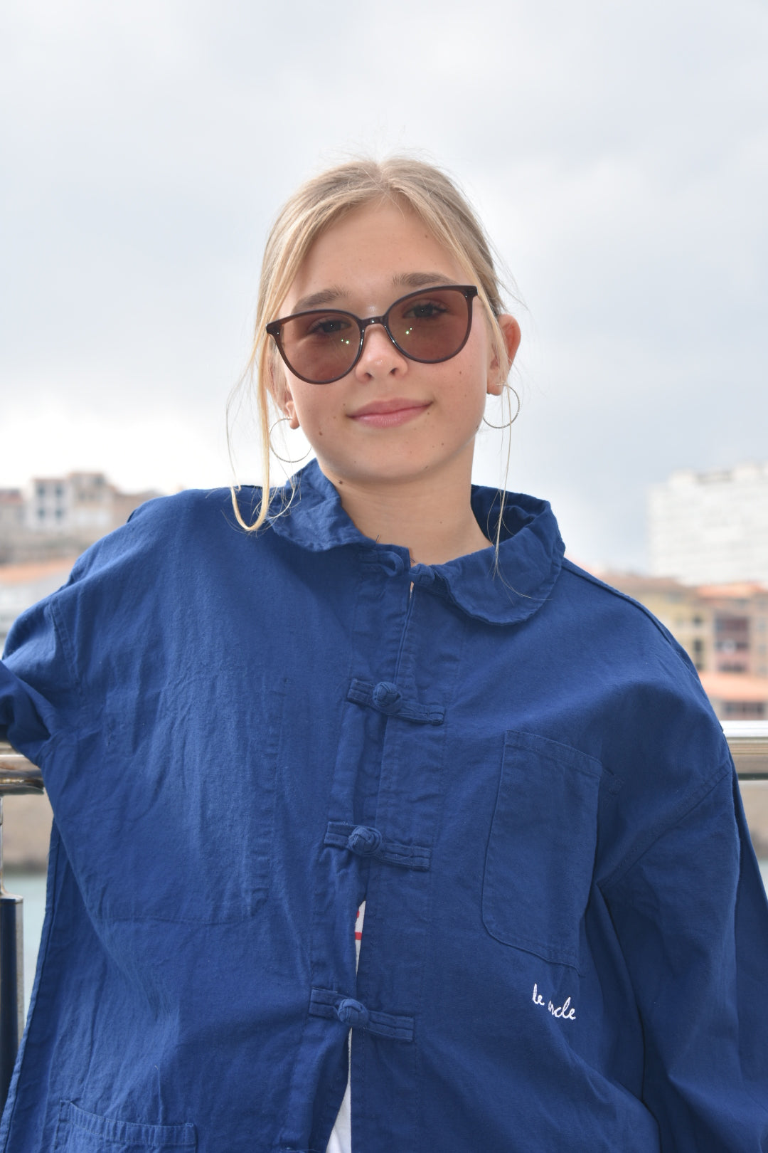 Enssemble Bleu de Chine, Le Cercle