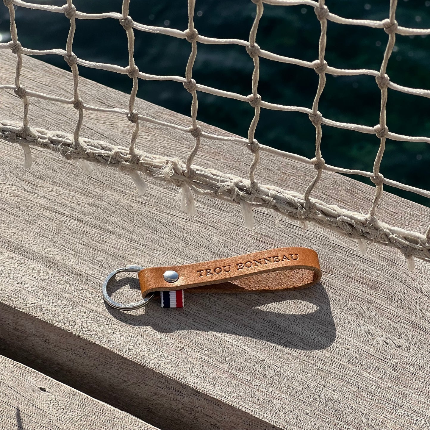 Porte Clefs, Leonny Cha x CNM